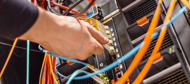 Connecting network cables